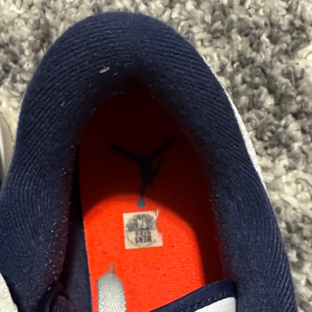 Jordan Men's White and Navy Sneakers - Picture 6 of 7